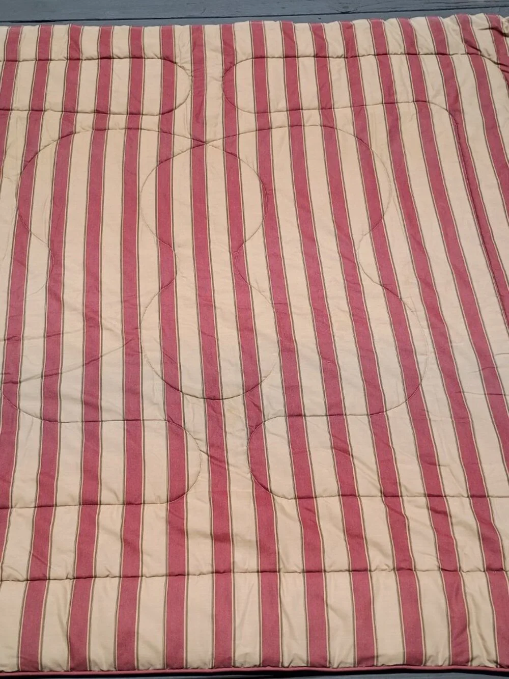Vintage Floral King Comforter 91 x 103 Cabbage Rose Damask Scroll Burgundy Gold
